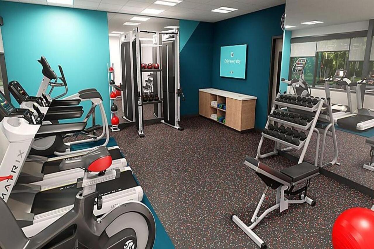 Avid Hotels - Lexington - Hamburg Area By Ihg Bagian luar foto