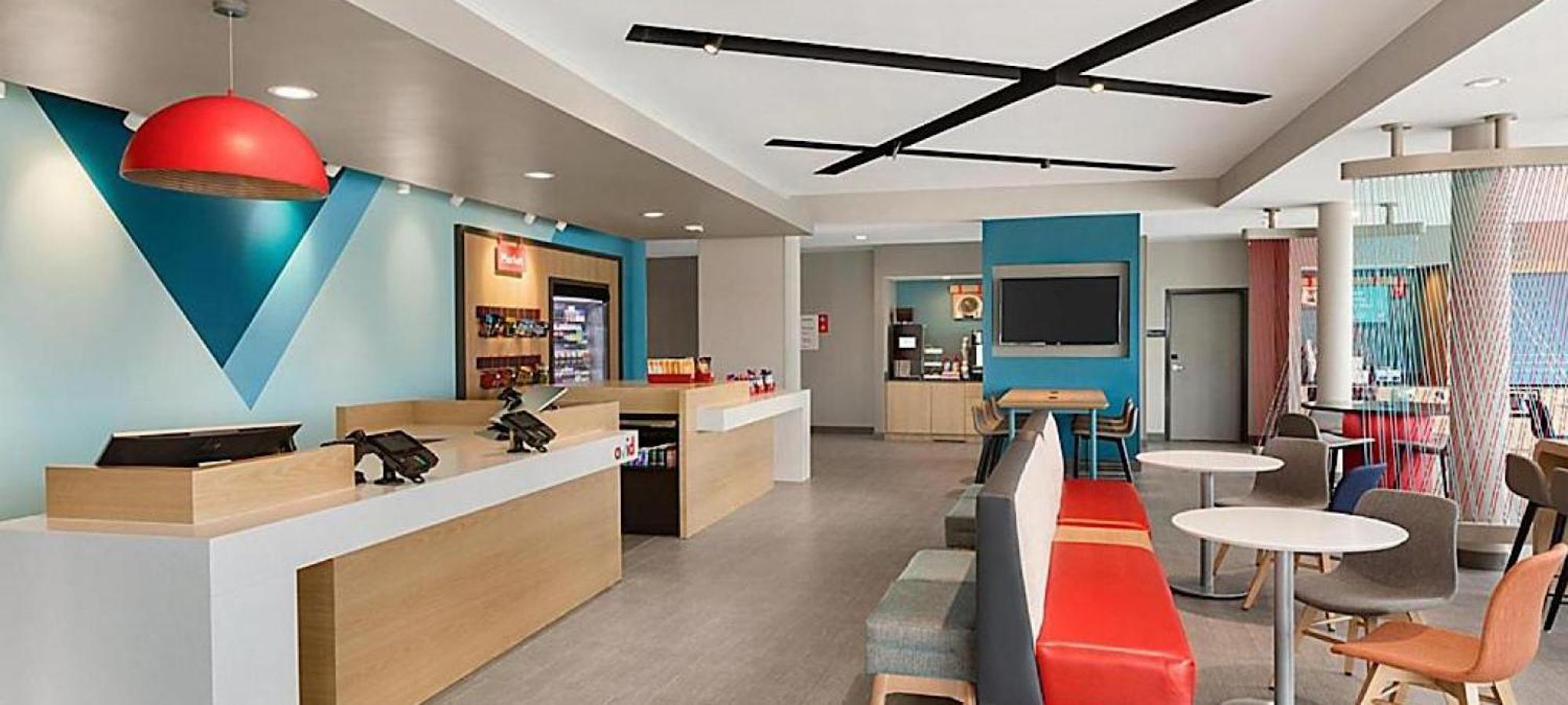 Avid Hotels - Lexington - Hamburg Area By Ihg Bagian luar foto
